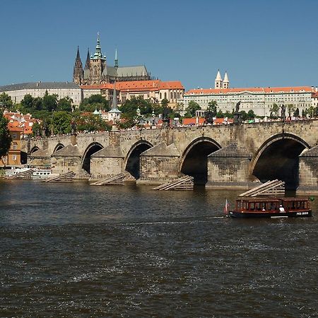 Pension Berg Prague Luaran gambar