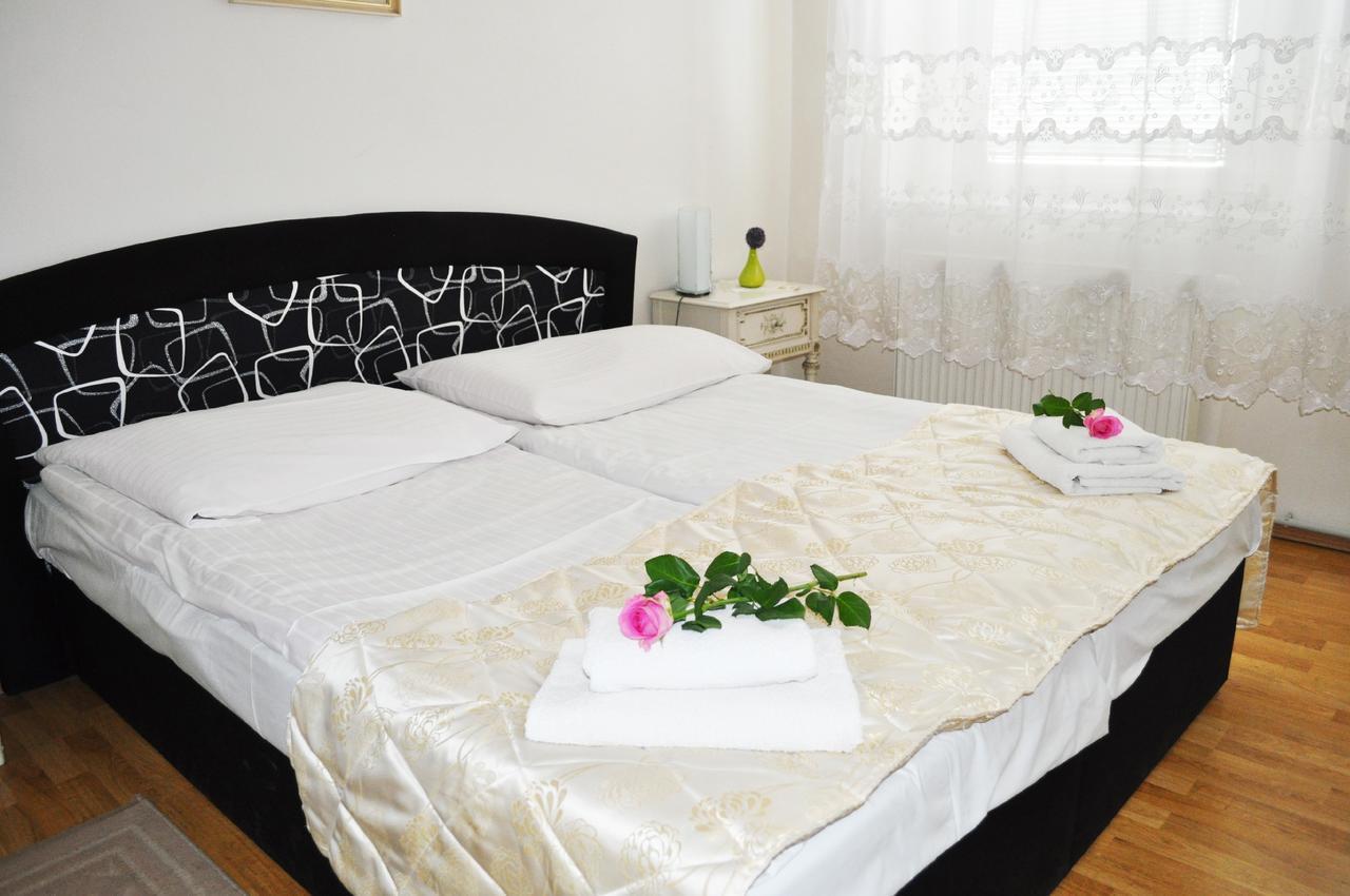 Pension Berg Prague Luaran gambar