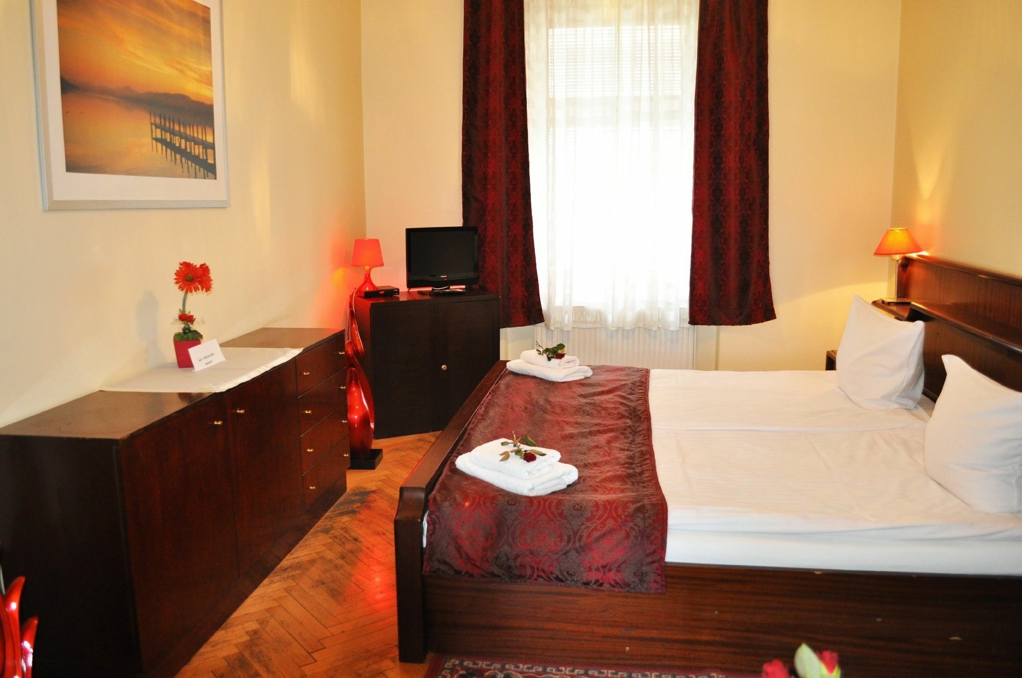 Pension Berg Prague Luaran gambar